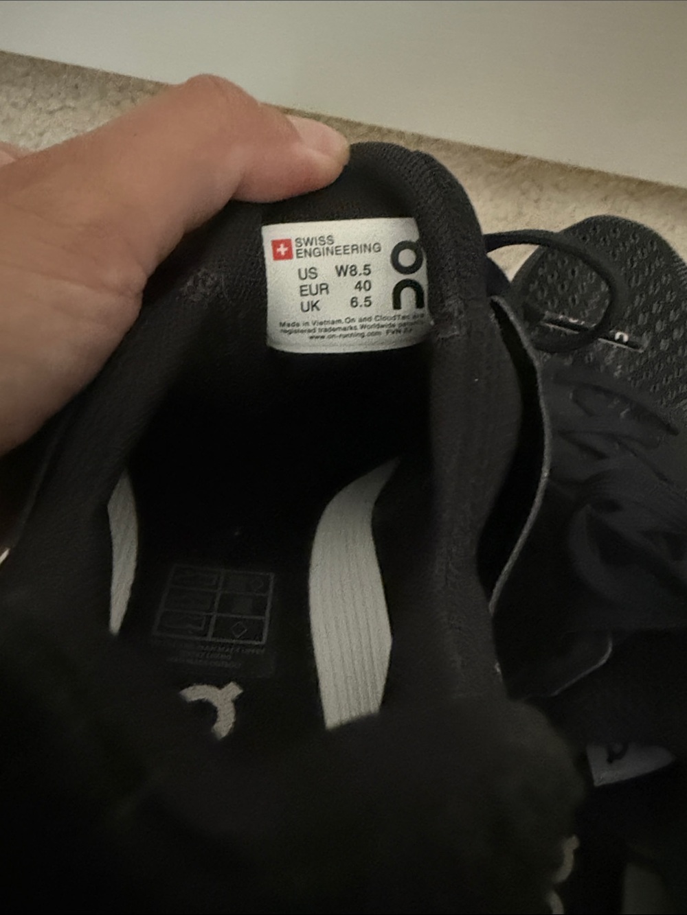On Running Women’s Black Athletic Running Shoes with White Soles - Picture 6 of 7